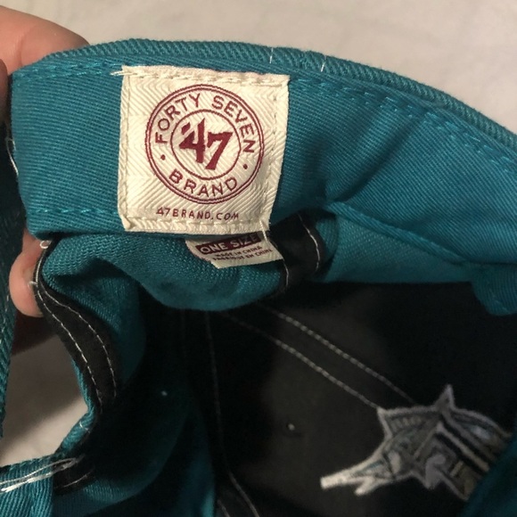 Miami  Marlins 47’ new era velcroback hat - Picture 3 of 3